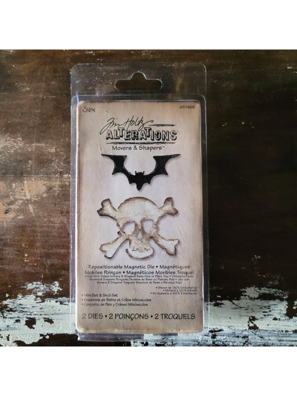 Tim Holtz Alterations Movers & Shapers Mini Bat & Skull Sizzix Magnetic Die Set